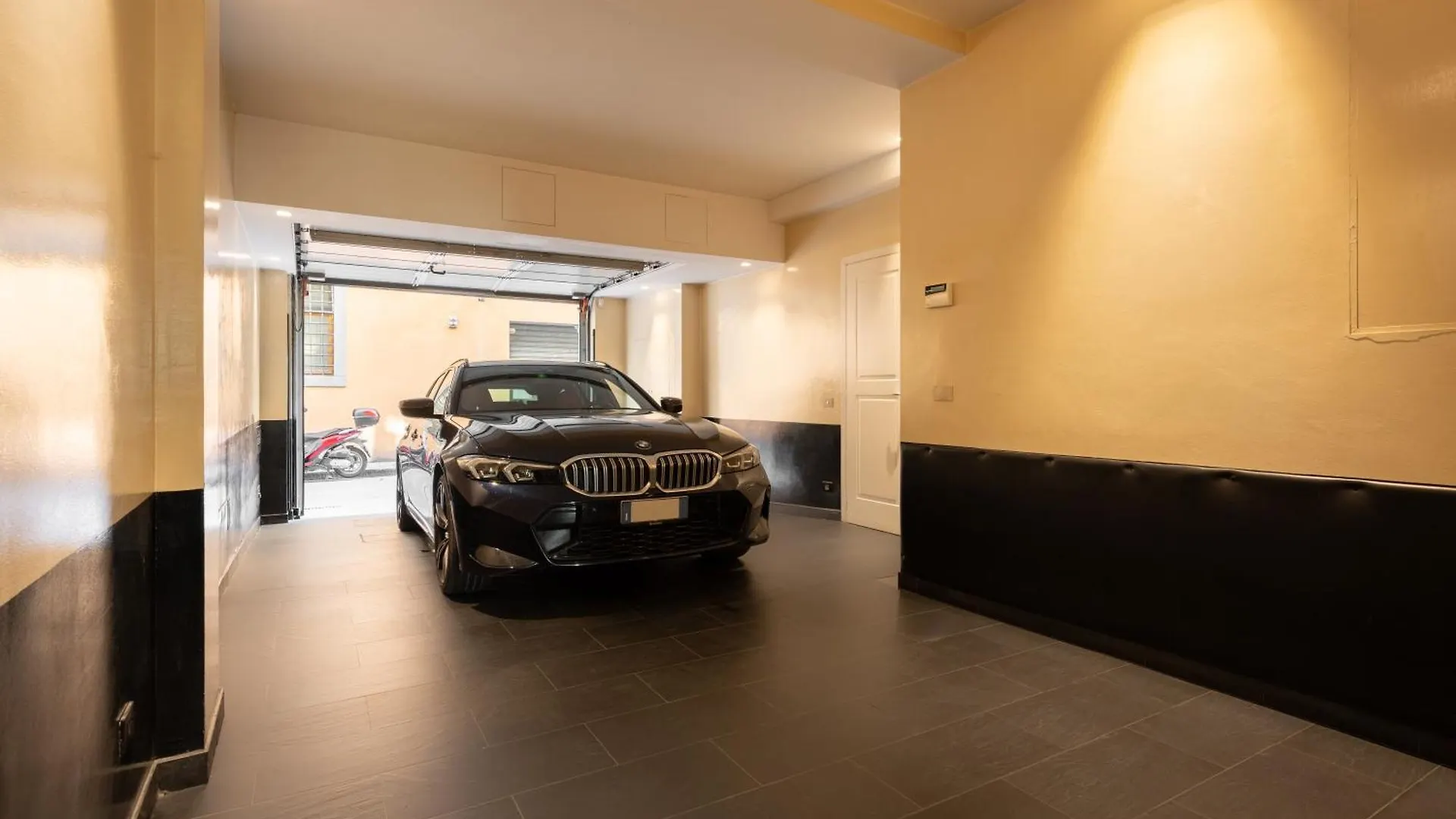 Via Del Campuccio, 72 - 300 Sqm Luxurious With Parking And Private Terrace - Florence Charming Apartments