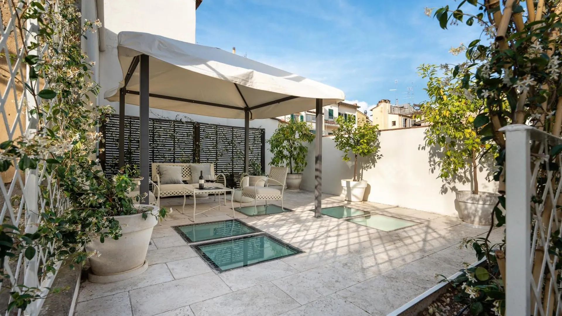 Via Del Campuccio, 72 - 300 Sqm Luxurious With Parking And Private Terrace - Florence Charming Apartments