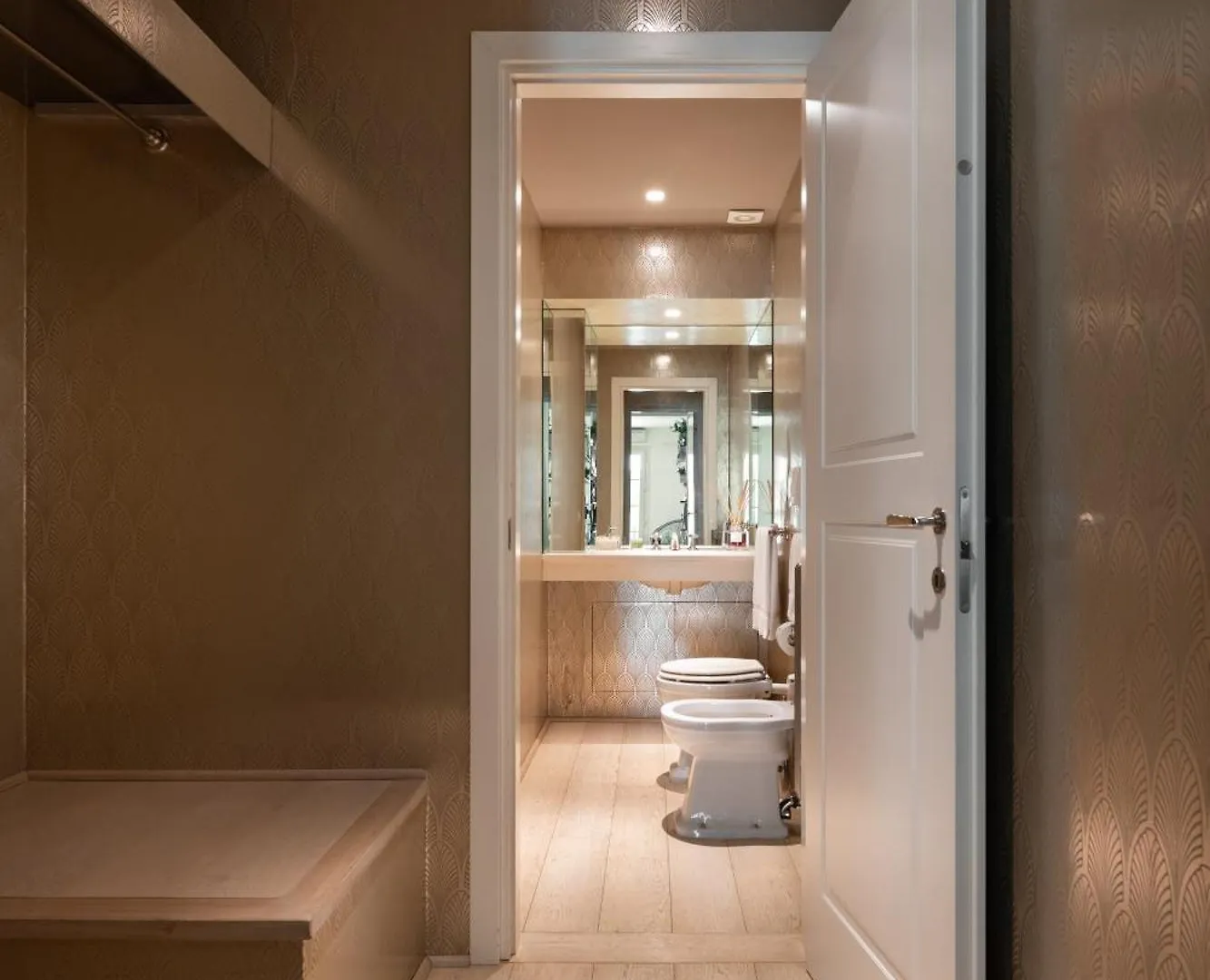 Via Del Campuccio, 72 - 300 Sqm Luxurious With Parking And Private Terrace - Florence Charming Apartments Italië